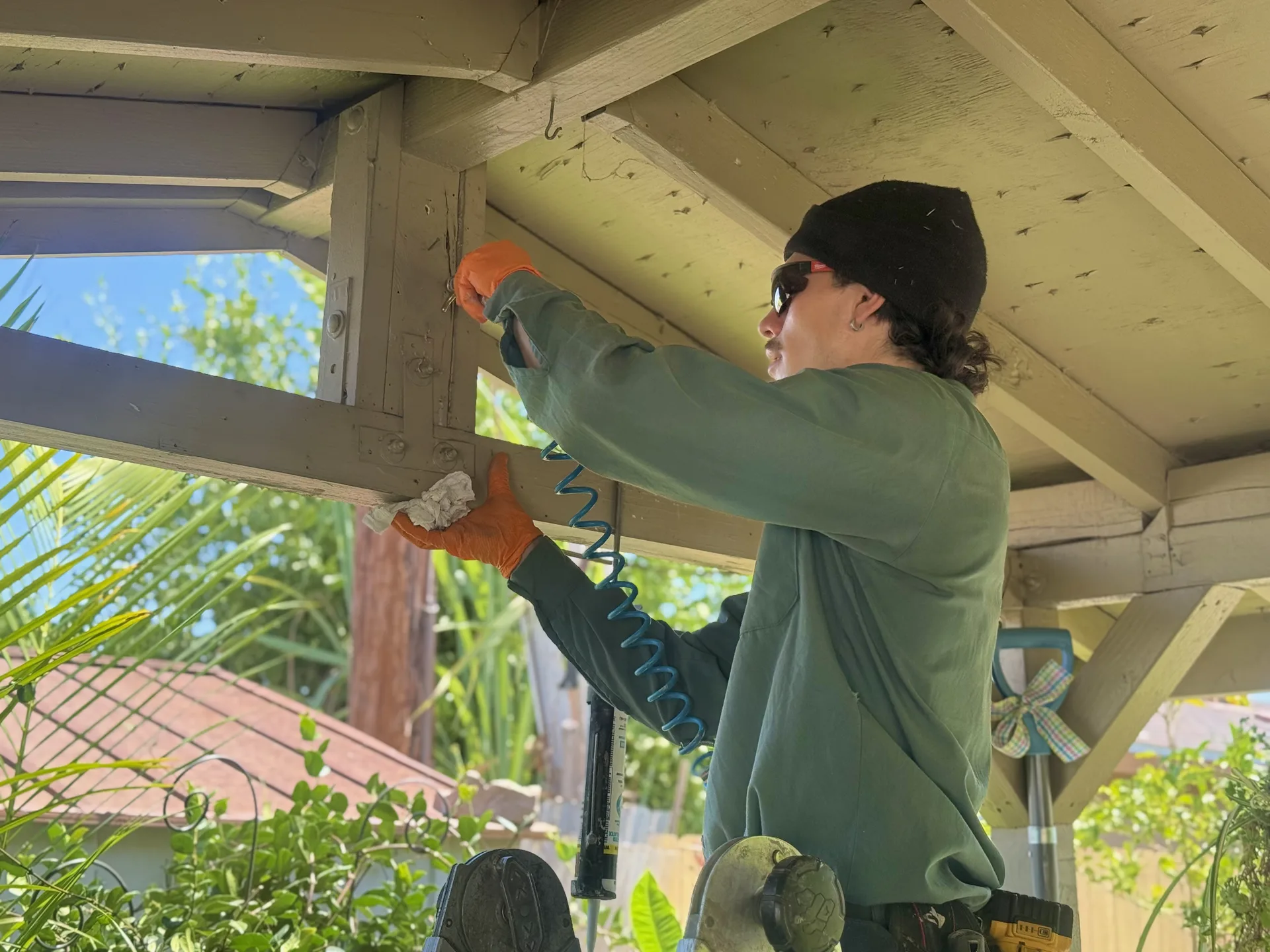 Treebark Kenzie servicing a Lakewood home 8762